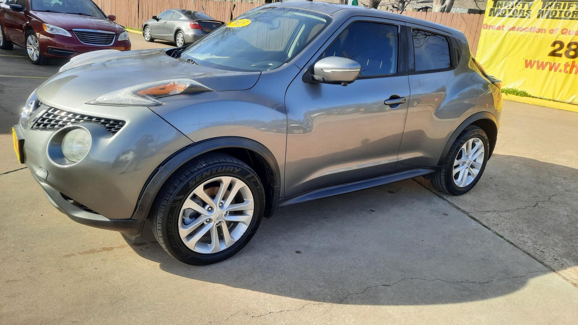 2015 Nissan Juke (JN8AF5MR5FT) , located at 16710 Clay Rd., Houston, TX, 77084, (281) 859-7900, 29.834864, -95.656166 - Photo#1